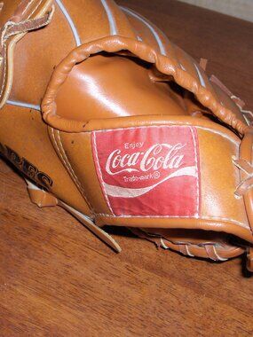Coca Cola LHT Youth Baseball Glove,
